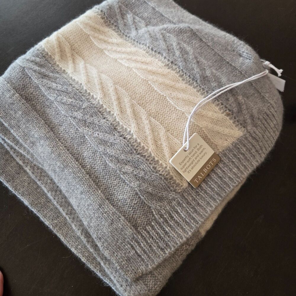 Talbots 100% Cashmere Scarf Cable Knit Gray Ivory NWT Soft Luxury 65x9 Travel